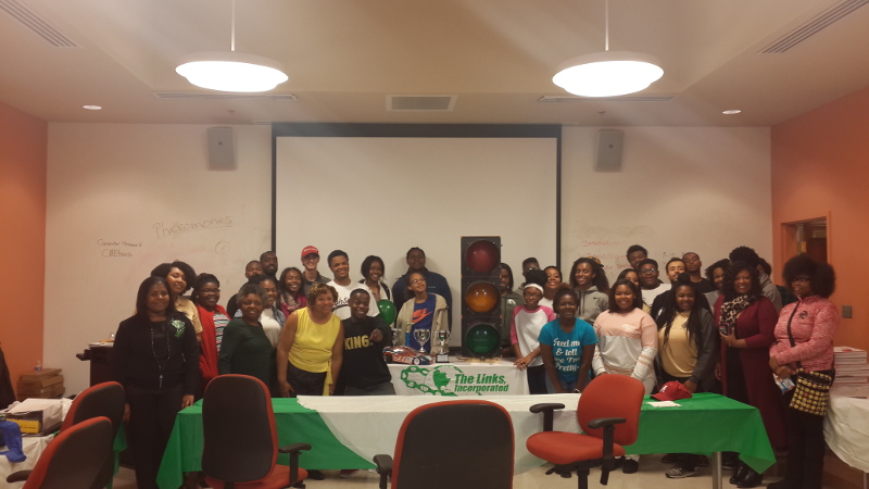 Photo with participants with NSBE MP and The Links Montgomery Chapter